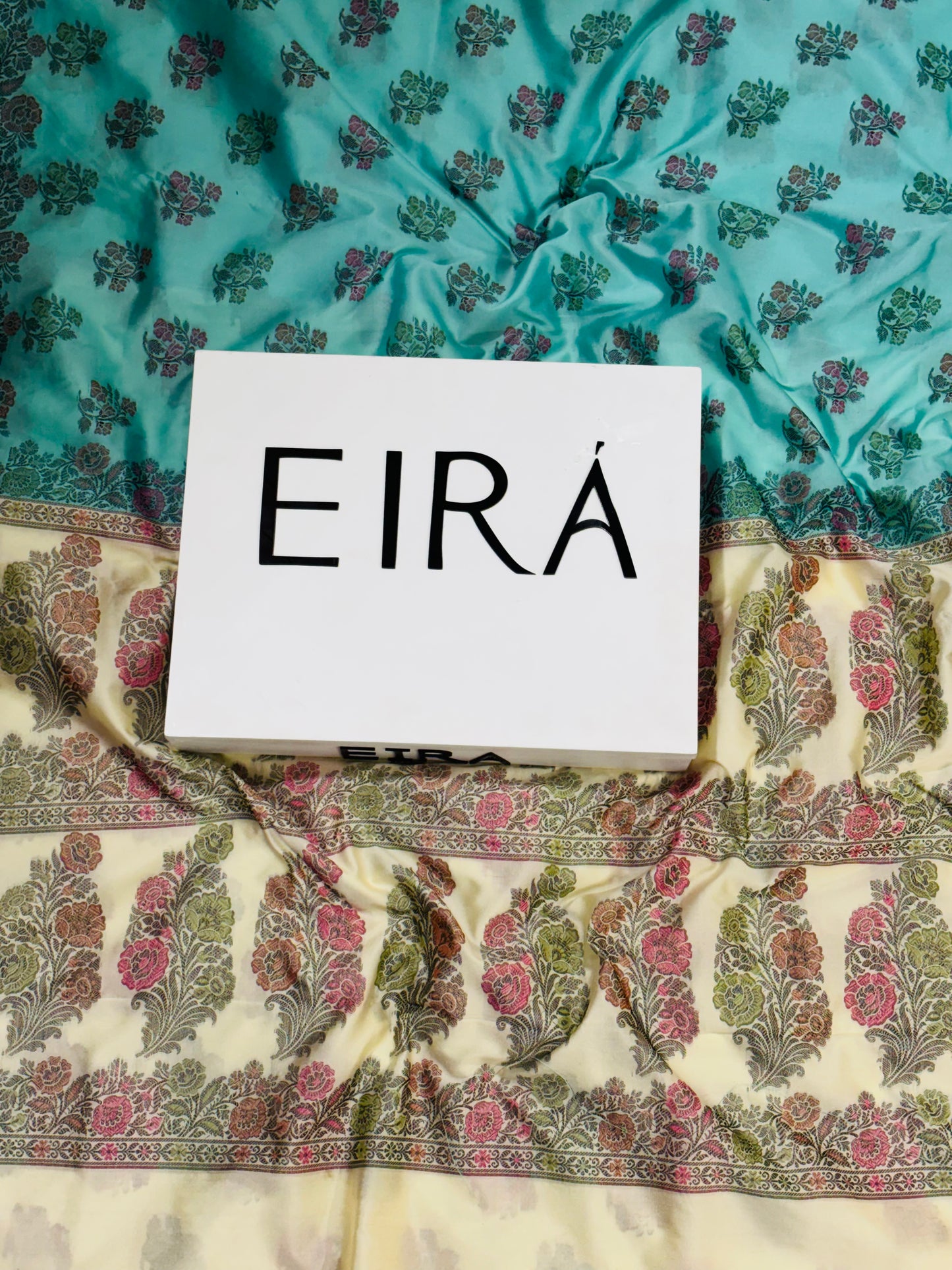 Rama Green Banarasi Soft Silk Saree | Beige Contrast Aanchal & Resham Work