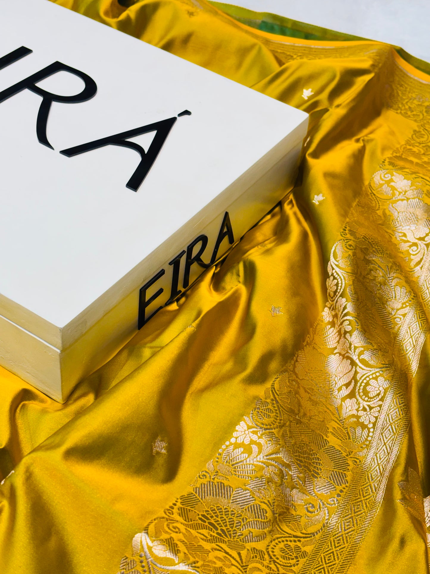 Sunehri Noor – Golden Banarasi Silk Saree