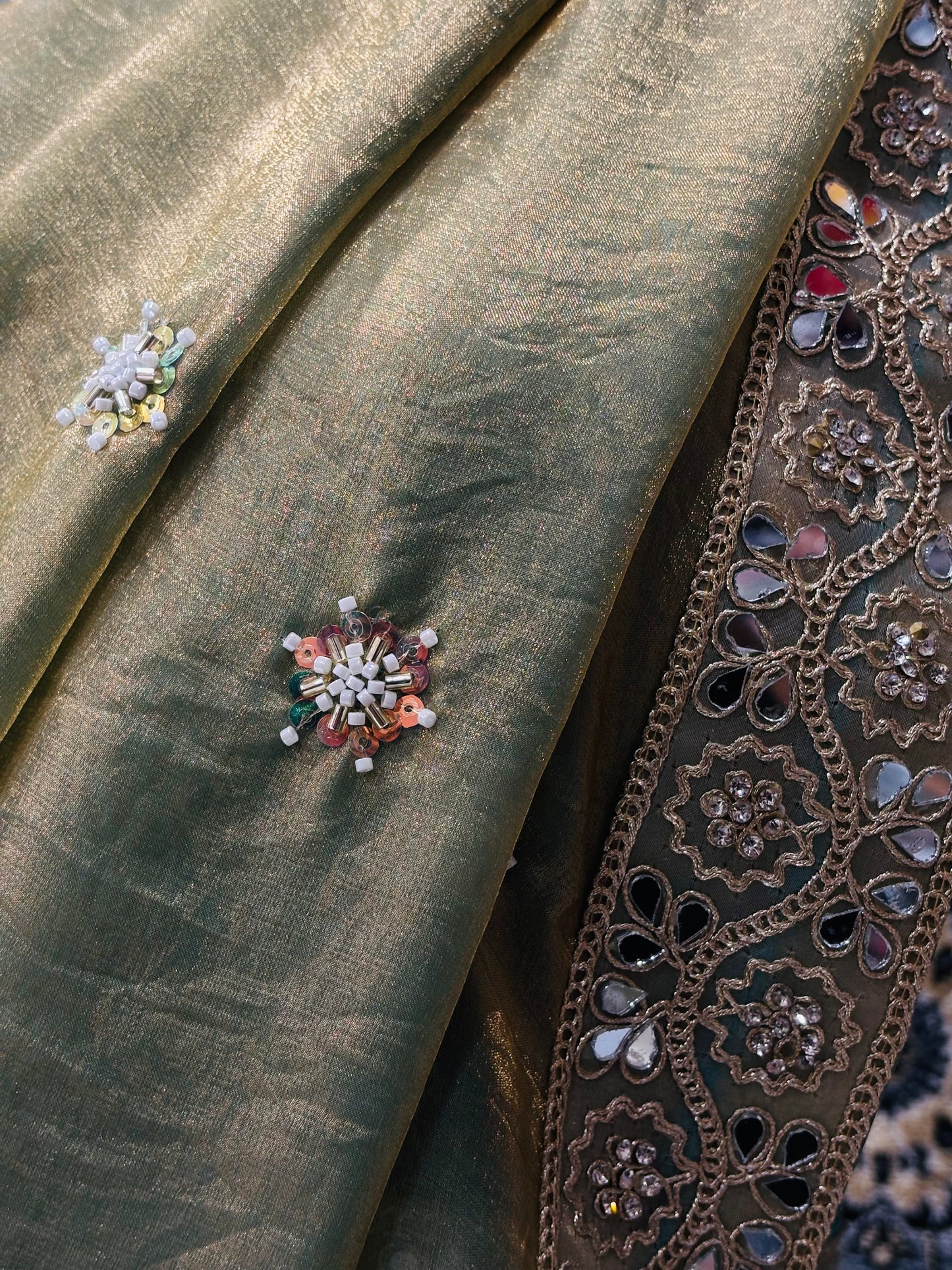 Zarmina – Golden Olive Soft Tissue Saree