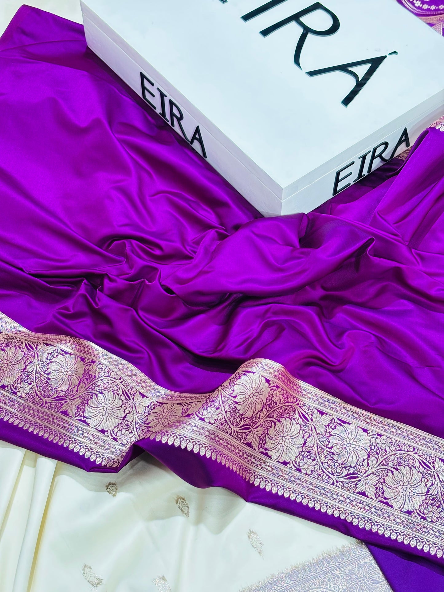 Sitara Off-White & Purple ￼ Banarasi Mushroom Silk Saree | Contrast Border ER -12