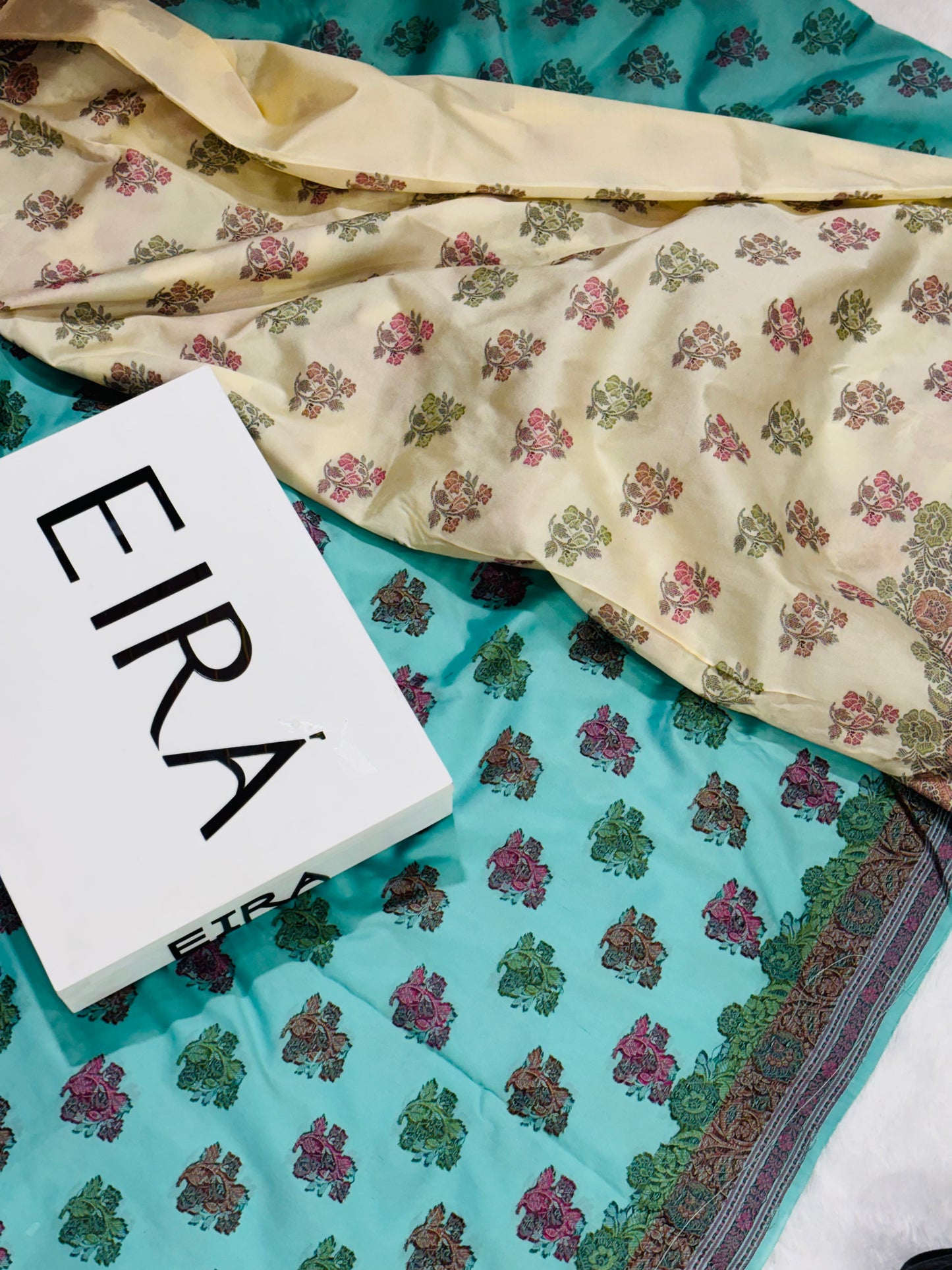 Rama Green Banarasi Soft Silk Saree | Beige Contrast Aanchal & Resham Work