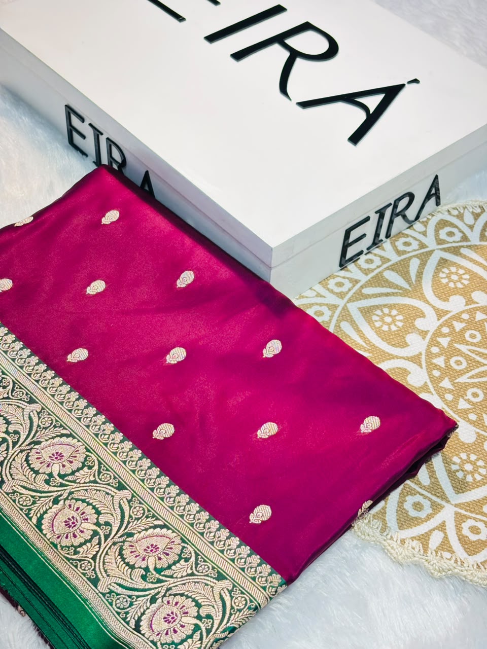 Banarasi Mushroom Katan Soft Saree with Contrast Border & Contrast Pallu