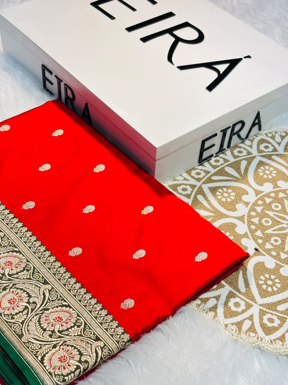 Banarasi Mushroom Katan Soft Saree with Contrast Border & Contrast Pallu