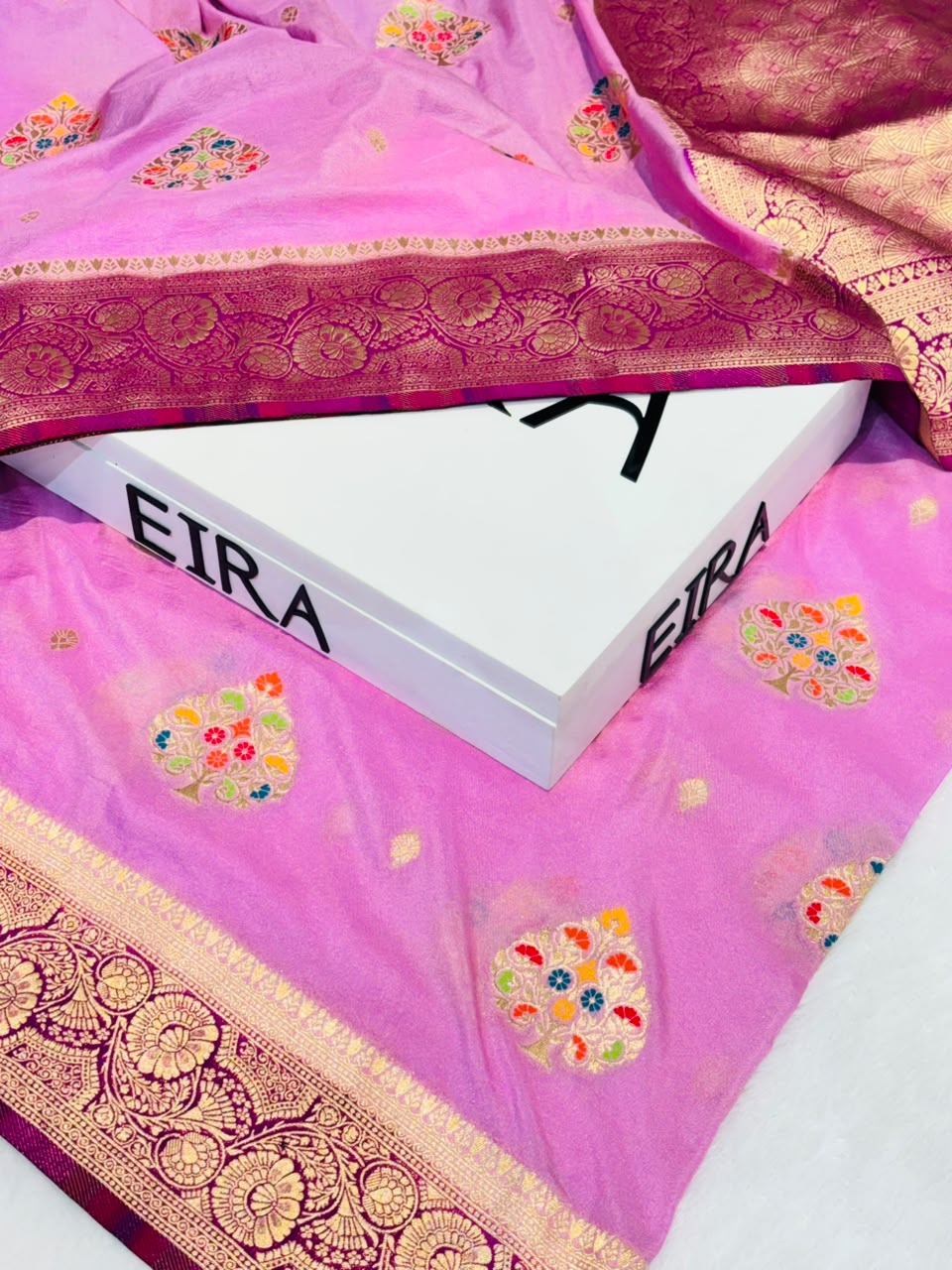 CHINIYA SILK SAREE - TIMELESS ELEGANCE FORM VARANASI (Copy)